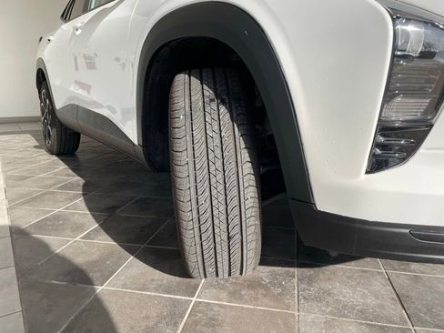 Used 2024 Chevrolet Trax RS w/ Driver Confidence Package image 16