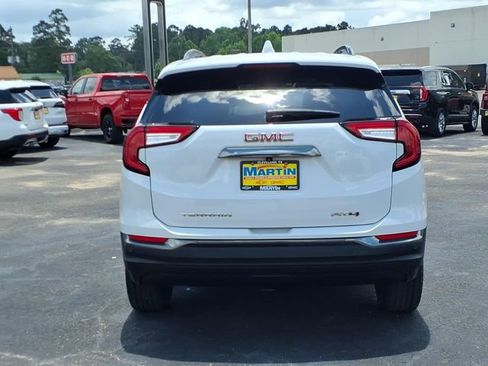 Used 2024 GMC Terrain AT4 w/ Tech Package AWD/4WD image 6