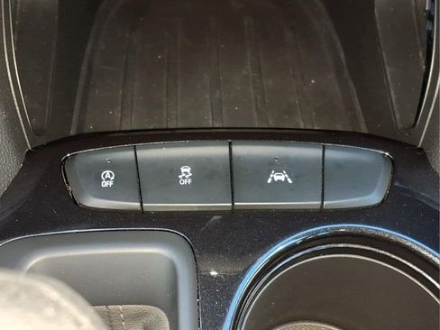 Used 2023 Chevrolet TrailBlazer LS FWD image 21