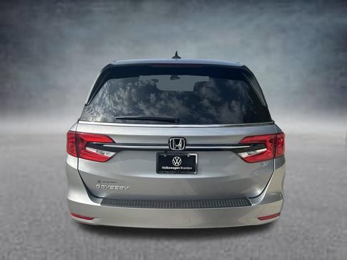 Used 2024 Honda Odyssey EX-L image 4