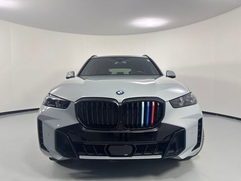 Certified 2024 BMW X5 xDrive40i w/ Executive Package AWD/4WD image 2