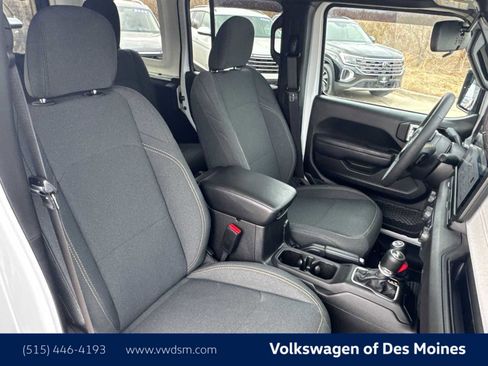 Used 2024 Jeep Wrangler Sport S image 14