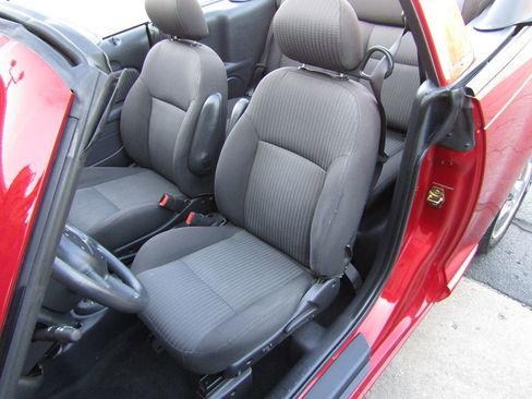 Used 2005 Chrysler PT Cruiser Touring FWD image 29