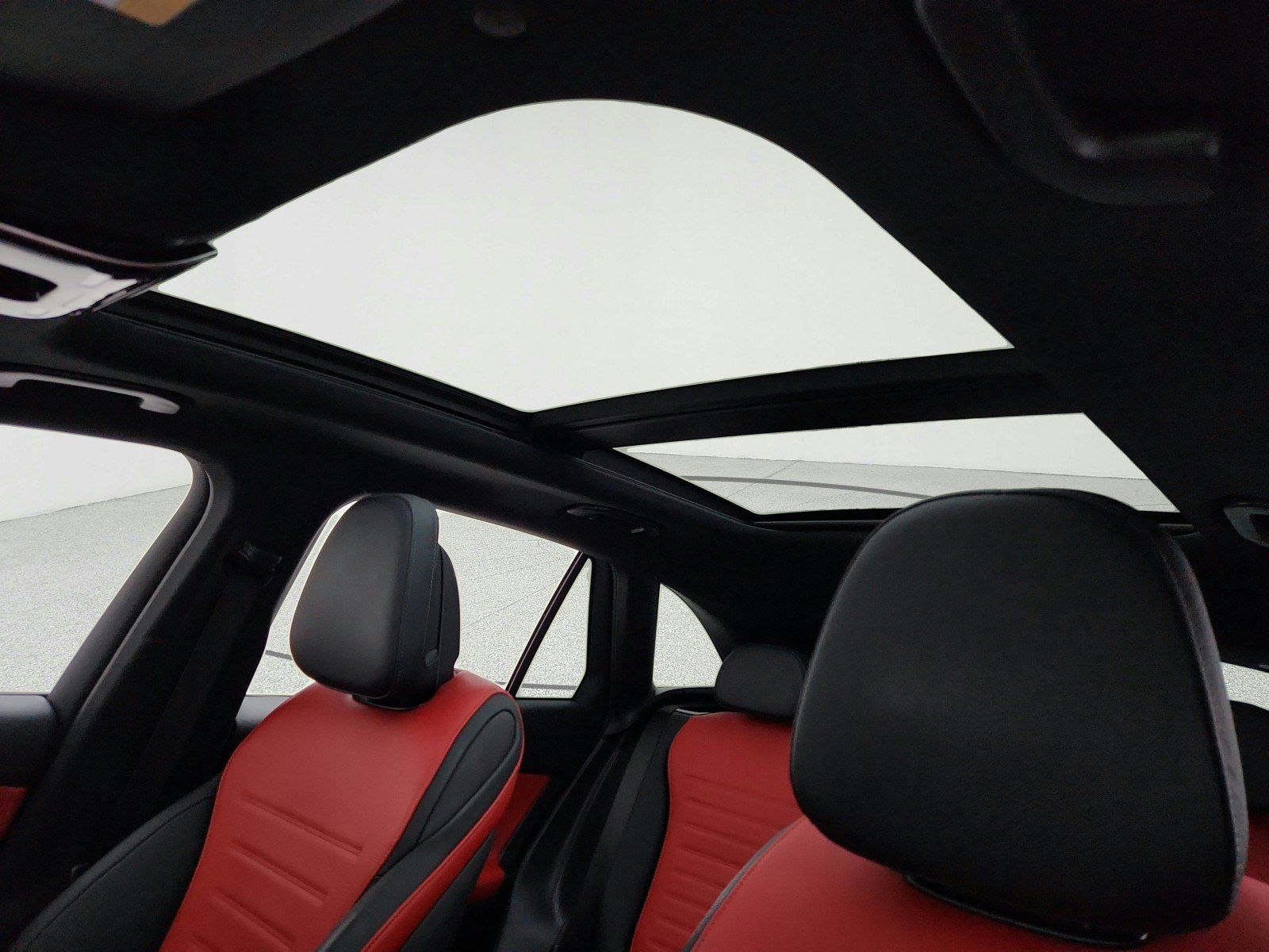 Certified 2023 Mercedes-Benz GLC 300 4MATIC image 18