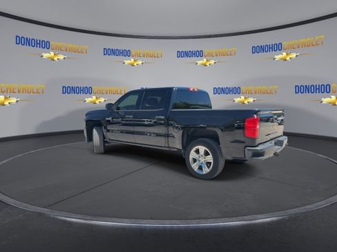 Used 2018 Chevrolet Silverado 1500 Custom w/ Custom Value Package RWD image 9