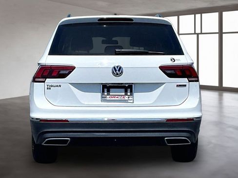 Used 2021 Volkswagen Tiguan SE AWD/4WD image 5