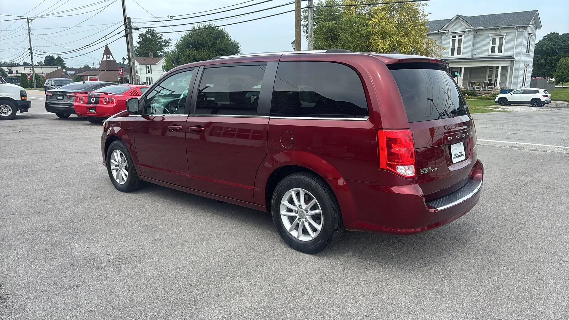 Used 2020 Dodge Grand Caravan SXT FWD image 8
