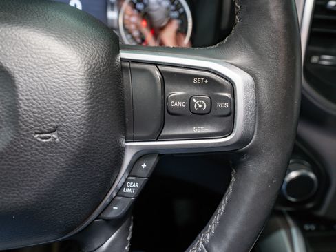 Used 2019 RAM 1500 Big Horn image 25