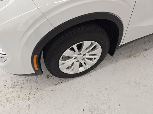 New 2025 Mitsubishi Outlander ES image 9