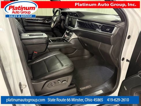 Used 2021 GMC Yukon Denali w/ Denali Premium Package AWD/4WD image 43
