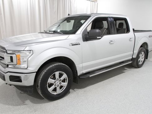 Used 2019 Ford F150 XLT w/ Equipment Group 302A Luxury image 3