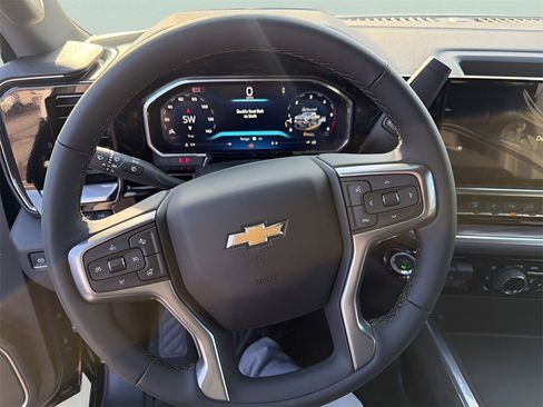 New 2026 Chevrolet Silverado 2500 LTZ w/ LTZ Convenience Package image 15