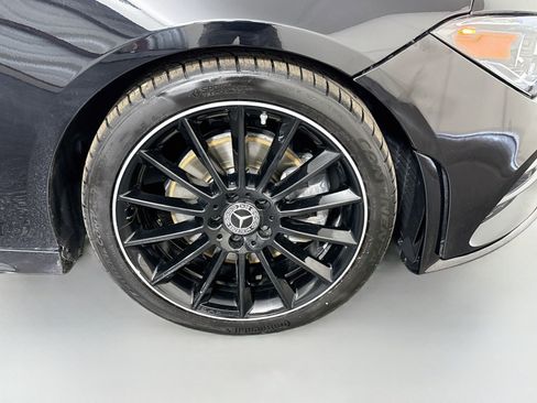 Used 2022 Mercedes-Benz CLA 250 image 32