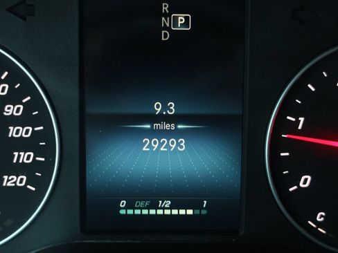 Used 2024 Mercedes-Benz Sprinter 2500 image 13