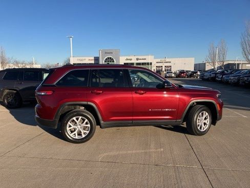 Certified 2022 Jeep Grand Cherokee Limited image 5