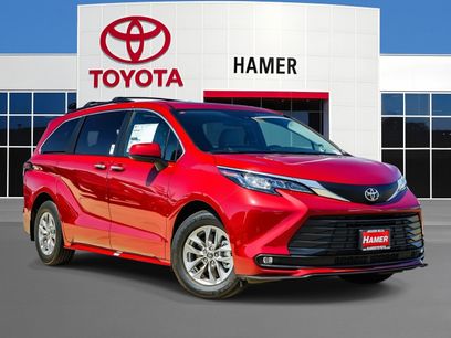New 2026 Toyota Sienna XLE