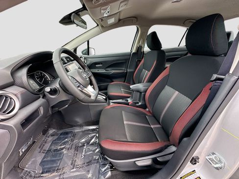 New 2025 Nissan Versa SR w/ Trunk Package FWD image 14