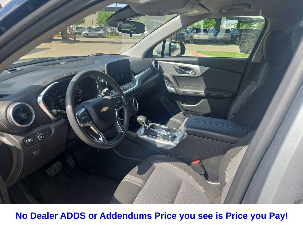 Used 2025 Chevrolet Blazer LT AWD/4WD image 12