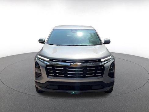 Used 2025 Chevrolet Equinox LT FWD image 7