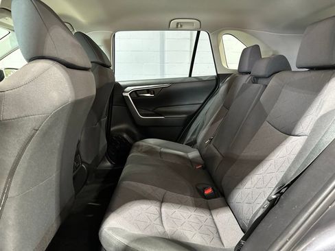 Used 2021 Toyota RAV4 XLE w/ XLE Grade Weather Package AWD/4WD image 14
