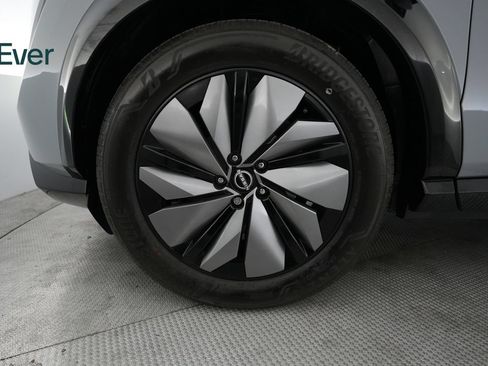 Used 2024 Nissan Ariya AWD image 19