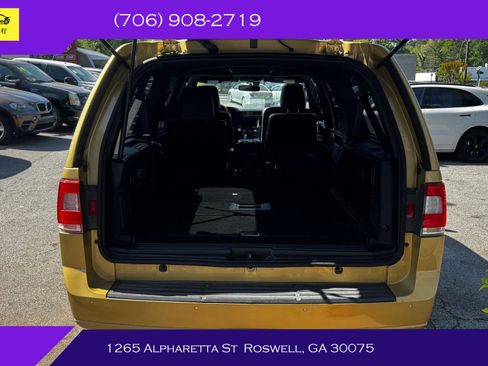 Used 2016 Lincoln Navigator L Select image 3