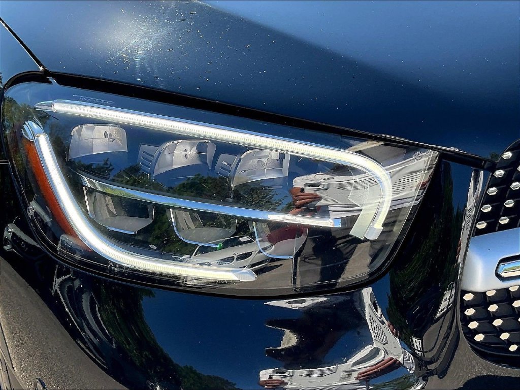 Certified 2021 Mercedes-Benz GLC 300 image 32