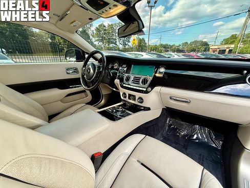 Used 2015 Rolls-Royce Wraith RWD image 41
