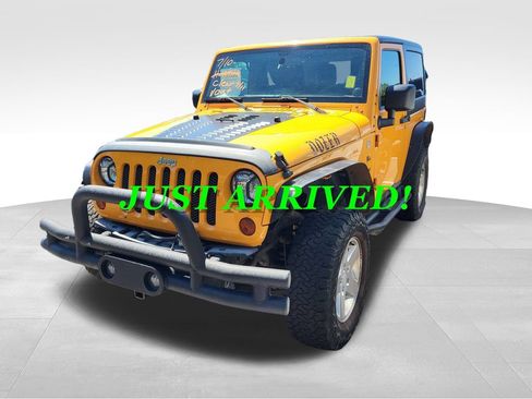 Used 2012 Jeep Wrangler Sport AWD/4WD image 3