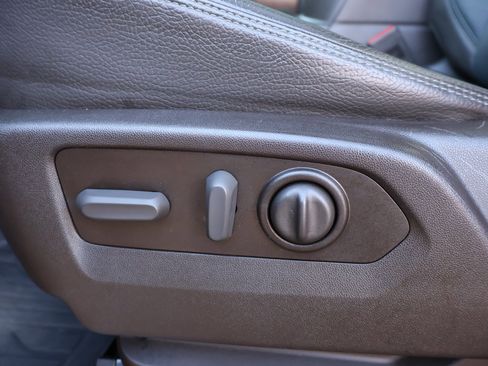 Used 2023 GMC Sierra 2500 Denali image 7