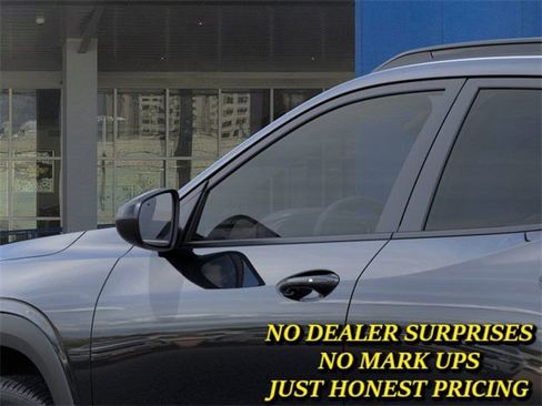 New 2026 Chevrolet Trax RS w/ Sunroof Package image 12