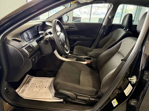 Used 2015 Honda Accord LX image 9
