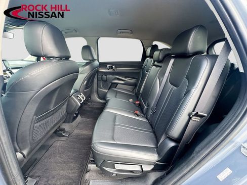 Used 2022 Kia Sorento S FWD image 26