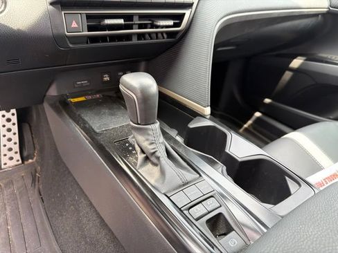 Certified 2025 Toyota Camry SE FWD image 20