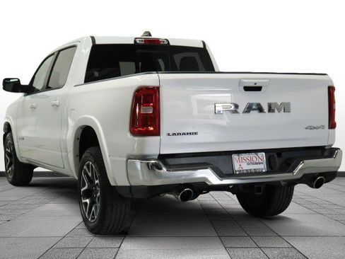 Used 2025 RAM 1500 Laramie AWD/4WD image 5
