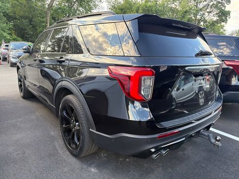 Used 2020 Ford Explorer ST w/ ST Street Pack AWD/4WD image 3