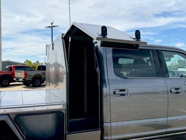 Used 2022 Ford F350 Platinum AWD/4WD image 16