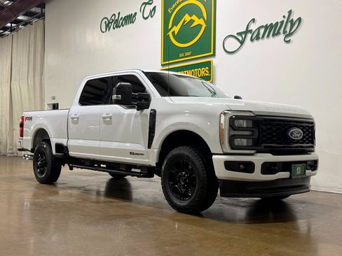 Used 2023 Ford F250 XLT w/ XLT Premium Package AWD/4WD image 2