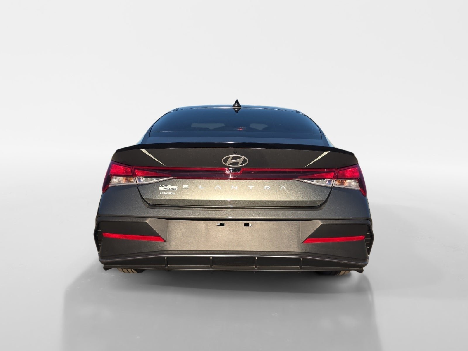 Used 2026 Hyundai Elantra SEL Sport FWD image 4