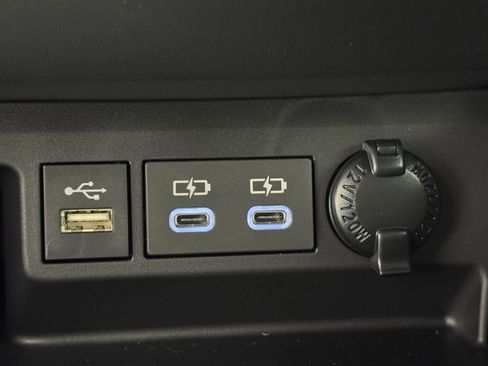 New 2026 Toyota Highlander Limited AWD/4WD image 3