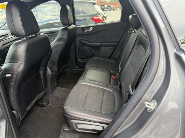 Used 2025 Ford Escape ST-Line Select w/ Class II Trailer Tow Package AWD/4WD image 11