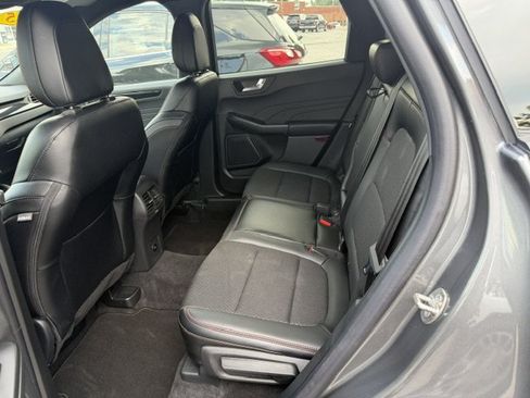 Used 2025 Ford Escape ST-Line Select w/ Class II Trailer Tow Package AWD/4WD image 11