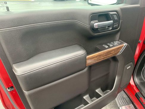 Certified 2019 Chevrolet Silverado 1500 High Country w/ Technology Package image 23