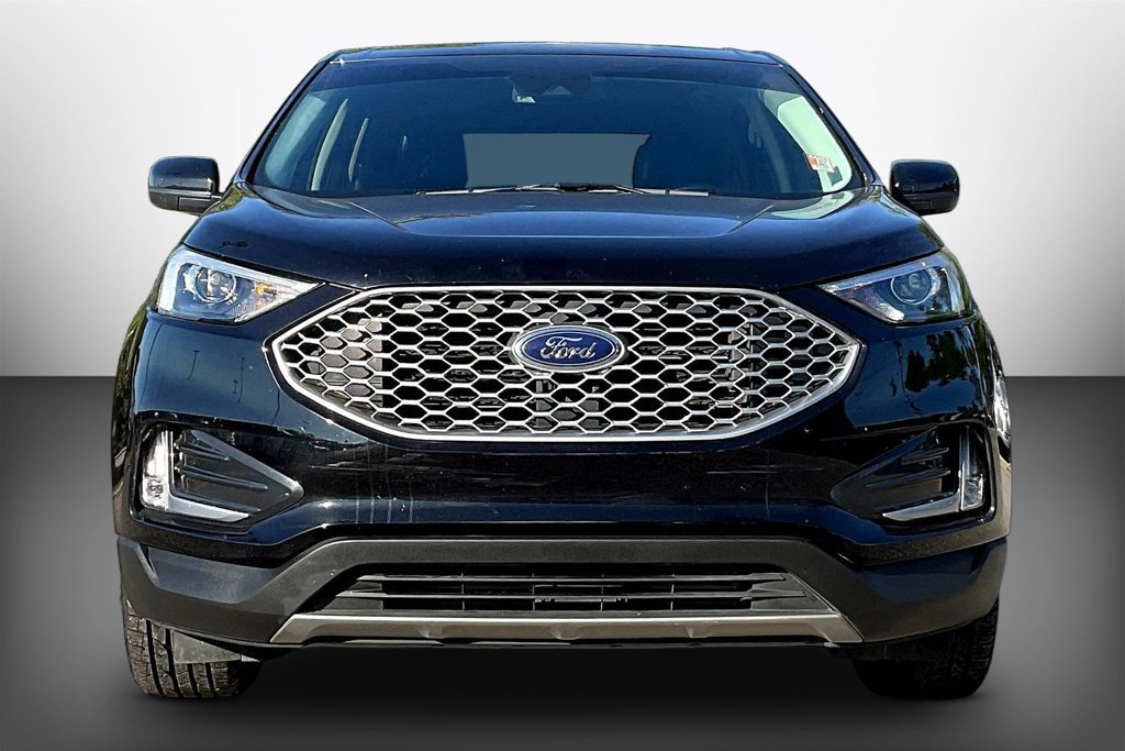 Used 2024 Ford Edge SEL w/ Convenience Package AWD/4WD image 2