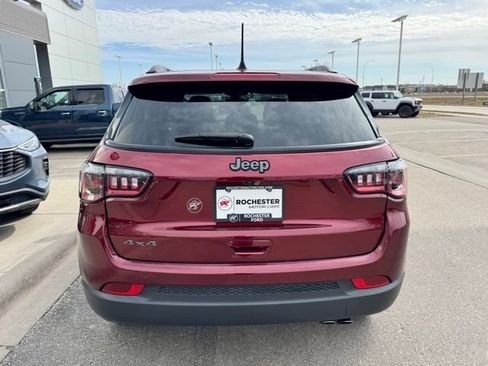 Used 2021 Jeep Compass Latitude AWD/4WD image 39