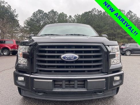 Used 2017 Ford F150 XLT w/ Equipment Group 302A Luxury image 11