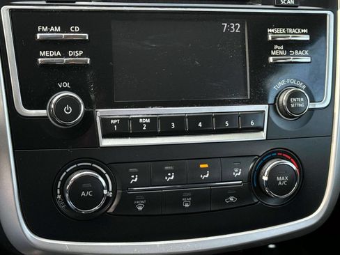 Used 2018 Nissan Altima 2.5 S w/ S Convenience Package image 19