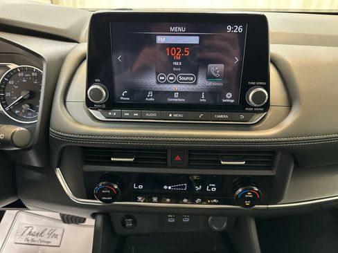 Certified 2024 Nissan Rogue SV image 5