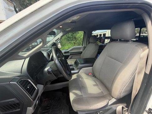 Used 2016 Ford F150 XLT w/ Equipment Group 302A Luxury AWD/4WD image 3