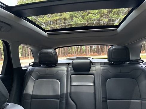 Used 2021 Lincoln Corsair Reserve w/ Elements Package FWD image 33
